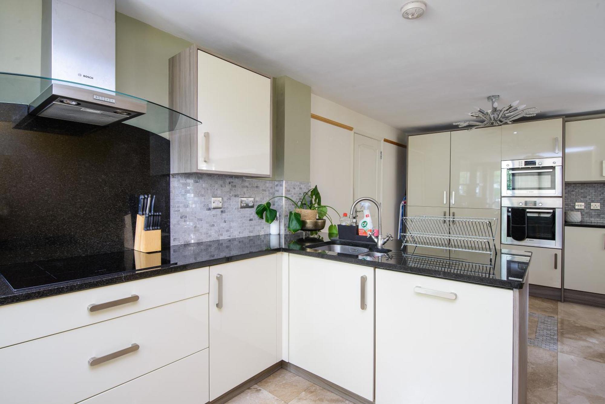 Deluxe 4 Or 5 Bed House With Hot Tub, Cinema Room Sleeps 15 Saffron Walden Zewnętrze zdjęcie